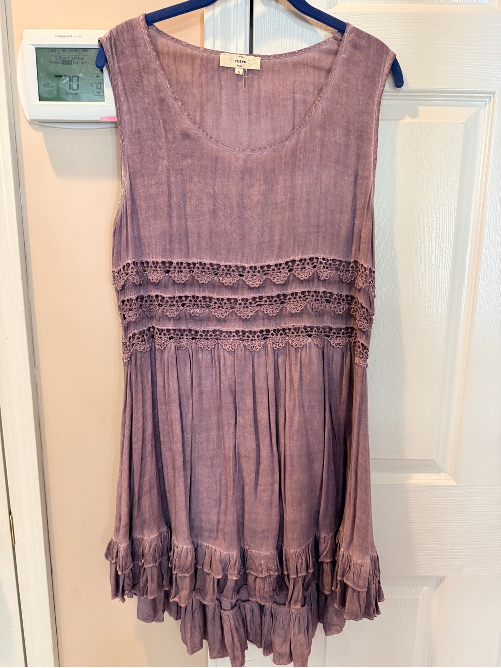 entro Mauve Purple Sleeveless Lace Tiered Dress